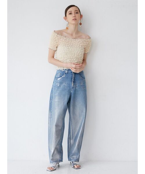 MURUA（ムルーア）の「メタリックコクーンデニム（デニムパンツ・レディース・アイボリー/ブルー・2/1）」の13枚目の写真