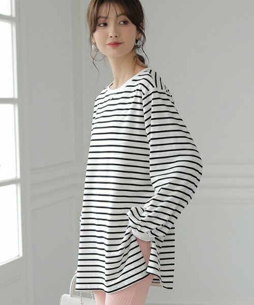 COCOMOMO(ココモモ)の「ボーダーカットソー オーバーサイズ スリット入り ボリューム袖 長袖トップス(Tシャツ/カットソー・レディース・ブラック/ブルー/レッド/グリーン・S/M/L)」の15枚目の写真