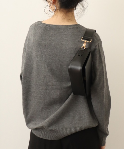 Chiaro（キアロ）の「chiaro プルオーバーニット（ニット/セーター・レディース・マスタード/ロイヤルブルー/オフホワイト/グレー/エメラルド/ブラック/レッド・40）」の21枚目の写真