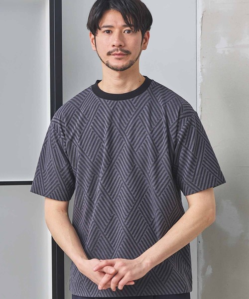 UNION STATION(ユニオンステーション)の「配色ジオメトリックリンク柄スジャガードTシャツ(Tシャツ/カットソー・メンズ・ベージュ/ブラック・L/LL/M)」の1枚目の写真