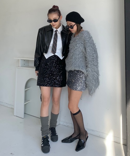 SHAGGIE（シャギー）の「スパンコールミニハイウエストスカート（スカート・レディース・シルバー/ブラック・MEDIUM/SMALL）」の8枚目の写真