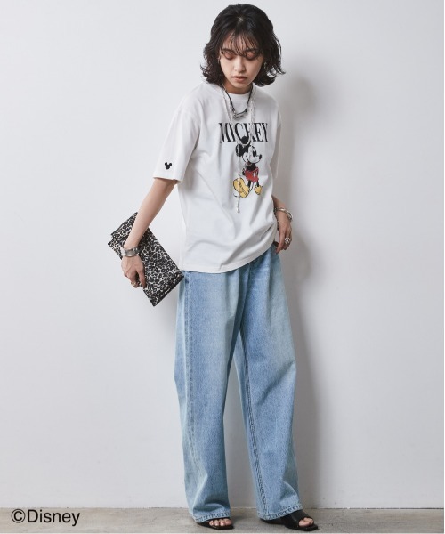 Disney(ディズニー)の「ディズニー ミッキーマウス/綿100%手書き風プリントTシャツ <大きいサイズ有>シックスタイル(Tシャツ/カットソー・レディース・ベージュ/オフホワイト/グレー・M/L/LL/3L/4L/5L)」の5枚目の写真