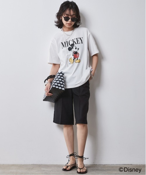 Disney(ディズニー)の「ディズニー ミッキーマウス/綿100%手書き風プリントTシャツ <大きいサイズ有>シックスタイル(Tシャツ/カットソー・レディース・ベージュ/オフホワイト/グレー・M/L/LL/3L/4L/5L)」の7枚目の写真
