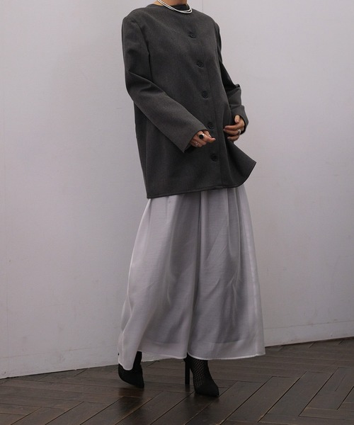 AKTE（アクテ）の「ショルダーパッド2WAYシャツ（シャツ/ブラウス・レディース・チャコールグレー/ダークグリーン・2/1）」の22枚目の写真