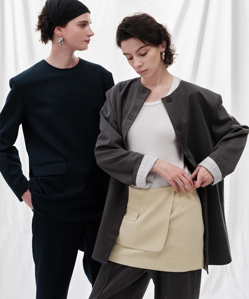 AKTE（アクテ）の「ショルダーパッド2WAYシャツ（シャツ/ブラウス・レディース・チャコールグレー/ダークグリーン・2/1）」の13枚目の写真