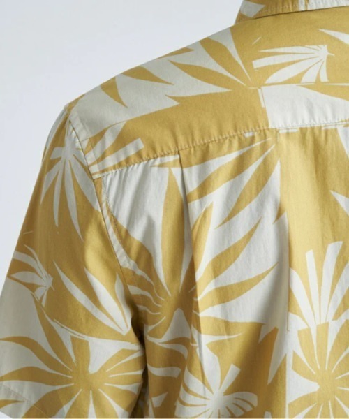 Quiksilver（クイックシルバー）の「APERO ORGANIC CLASSI/クイックシルバー半袖総柄シャツ（シャツ/ブラウス・メンズ・オレンジ/ブラウン/ブルー/ブルー系その他/ブルー系その他2/イエロー・MEDIUM/X-LARGE/LARGE/SMALL）」の7枚目の写真