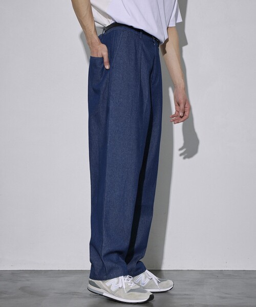 Firsthand（ファーストハンド）の「Firsthand/ファーストハンド オゾン加工デニムスラックス / タックテーパードデニムスラックス（デニムパンツ・メンズ・ブルー・L/M）」の9枚目の写真