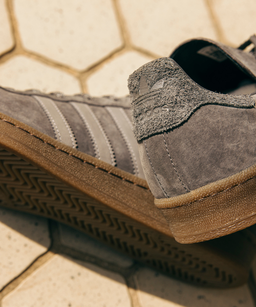 adidas Originals（アディダスオリジナルス）の「【adidas Originals/アディダス オリジナルス】Exclusive CAMPUS 80s（スニーカー・メンズ・チャコールグレー・25.5cm/26cm/26.5cm/27cm/27.5cm/28cm/28.5cm/29cm/30cm）」の8枚目の写真