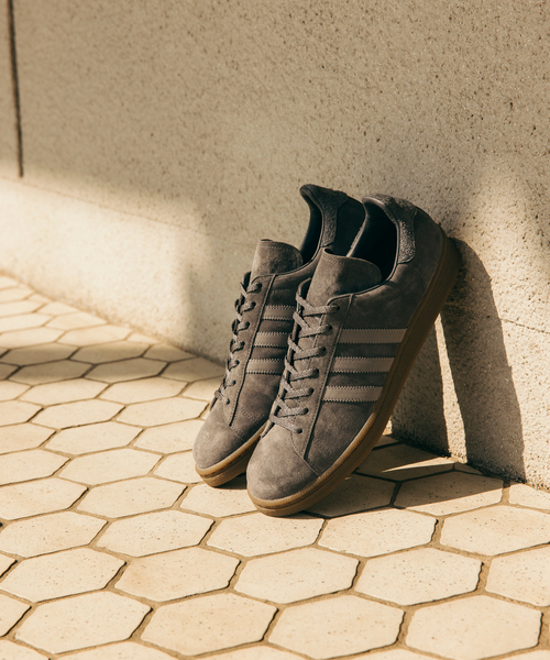 adidas Originals（アディダスオリジナルス）の「【adidas Originals/アディダス オリジナルス】Exclusive CAMPUS 80s（スニーカー・メンズ・チャコールグレー・25.5cm/26cm/26.5cm/27cm/27.5cm/28cm/28.5cm/29cm/30cm）」の9枚目の写真