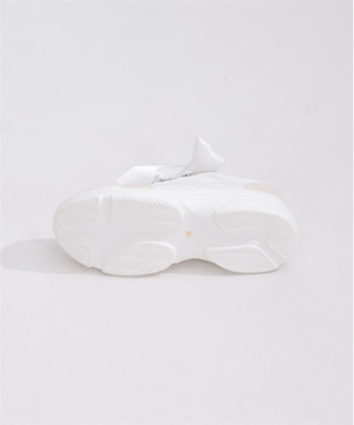 axes femme POETIQUE（アクシーズファムポエティック）の「サテンリボンスニーカー（スニーカー・レディース・ホワイト/ブラック・MEDIUM/LARGE）」の8枚目の写真