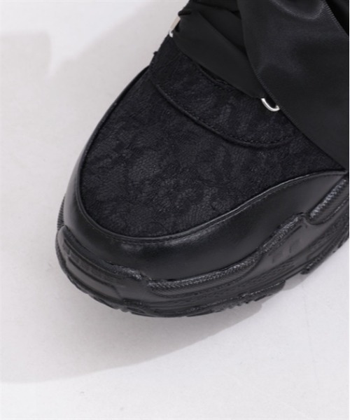 axes femme POETIQUE（アクシーズファムポエティック）の「サテンリボンスニーカー（スニーカー・レディース・ホワイト/ブラック・MEDIUM/LARGE）」の12枚目の写真