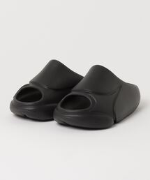 ROYAL FLASH | 1807/イチハチゼロナナ/INFSTARSLIPPERS SLIPPER(サンダル)