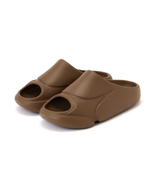 ROYAL FLASH(ロイヤルフラッシュ)の「1807/イチハチゼロナナ/INFSTARSLIPPERS SLIPPER(サンダル・メンズ・ホワイト/ブラック/オレンジ/ピンク/ブラウン・1/2/0/4/3)」の3枚目の写真