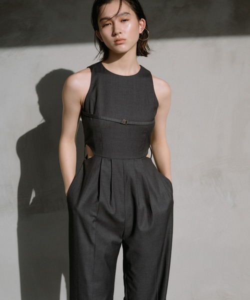JOSE MOON（ジョゼムーン）の「SIDE CUTTING JUMP SUITS/サイドカッティングジャンプスーツ（つなぎ/オールインワン・レディース・ベージュ/チャコールグレー/ブラック・36/38）」の22枚目の写真