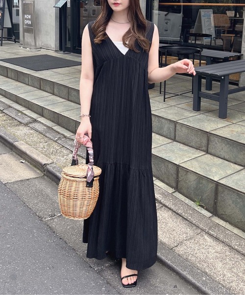 INGNI(イング)の「【WEB限定】楊柳ノースリティアードワンピース(ワンピース・レディース・ピンクベージュ/アイボリー/ブラック・M)」の3枚目の写真