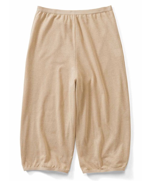 IEDIT（イディット）の「ＩＥＤＩＴ　綿混メッシュ素材がうれしい　くるんとロールアップできる吸汗速乾ペチパンツ（その他アンダーウェア/インナー・レディース・ブラック/グレイッシュベージュ/ベージュ・XX-LARGE/X-LARGE/LARGE/MEDIUM/SMALL）」の2枚目の写真