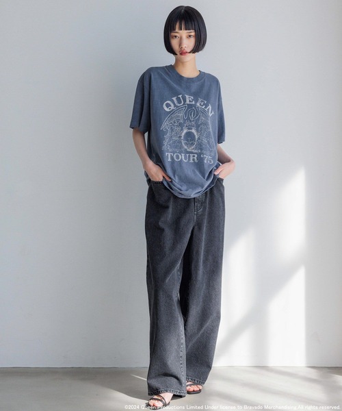 yuw（ユウ）の「ＱＵＥＥＮ　ＴＯＵＲ　Ｔｅｅ 113594（Tシャツ/カットソー・レディース・ブルー・FREE）」の2枚目の写真