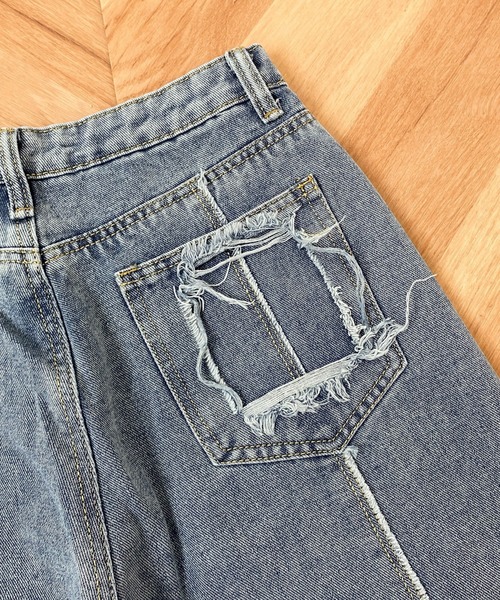 United store(ユナイテッドストア)の「サイドフリンジデニム(デニムパンツ・レディース・ライトブルー・M/S)」の22枚目の写真