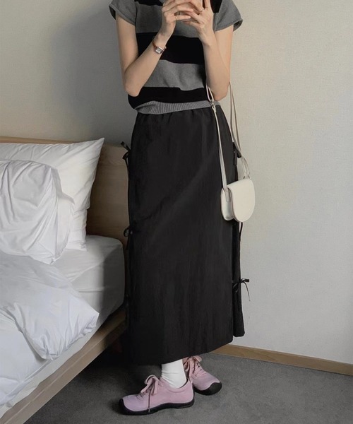 leune(ルネ)の「サイドリボンロングスカート(スカート・レディース・オフホワイト/ブラック・FREE)」の8枚目の写真