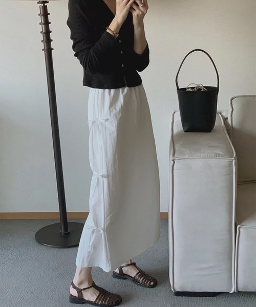 leune(ルネ)の「サイドリボンロングスカート(スカート・レディース・オフホワイト/ブラック・FREE)」の22枚目の写真