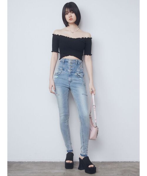 EMODA(エモダ)の「アシンメトリーレースアップハイウエストパギンス(デニムパンツ・レディース・ライトブルー/ブラック・SMALL/MEDIUM/X-SMALL)」の9枚目の写真