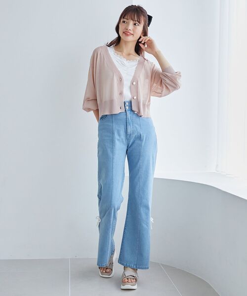 MAJESTIC LEGON（マジェスティックレゴン）の「ビジュー釦シアーニットカーデ（カーディガン/ボレロ・レディース・ブルー/オフホワイト/ブラック/ピンク・MEDIUM）」の14枚目の写真