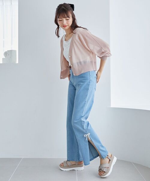 MAJESTIC LEGON（マジェスティックレゴン）の「ビジュー釦シアーニットカーデ（カーディガン/ボレロ・レディース・ブルー/オフホワイト/ブラック/ピンク・MEDIUM）」の15枚目の写真