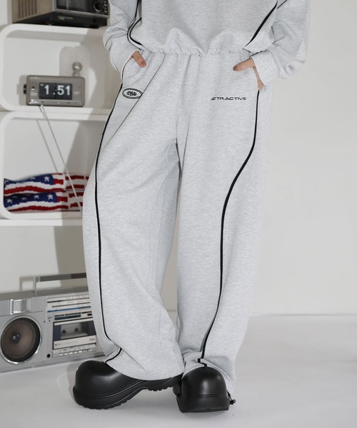 KMRii / レザーパイピングクロップドスウェットパンツ KMRii / レザーパイピングクロップドスウェットパンツ