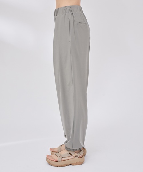 NERGY（ナージー）の「【水陸両用 ＆ UV】Aqua jersey リラックスパンツ（カーゴパンツ・レディース・ブラック/カーキ・M/S）」の21枚目の写真