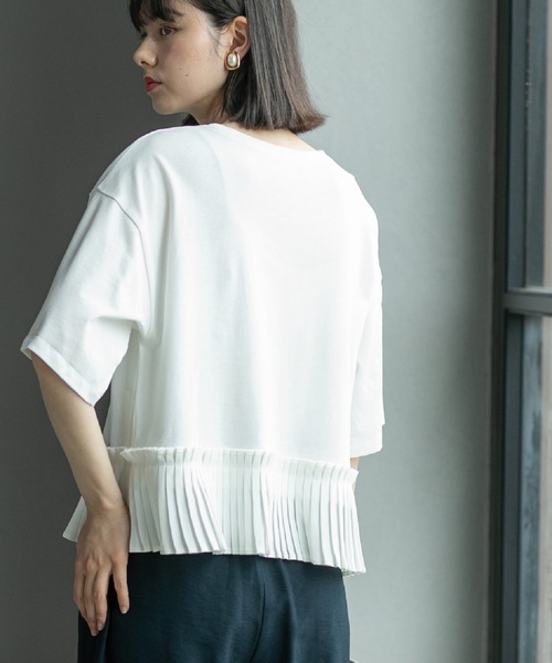 OPAQUE.CLIP(オペークドットクリップ)の「◆プリーツデザインドッキングトップス【洗濯機洗い可】(Tシャツ/カットソー・レディース・ブラック/ホワイト/ネイビー・36/38/40/42)」の6枚目の写真