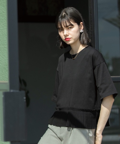 OPAQUE.CLIP(オペークドットクリップ)の「◆プリーツデザインドッキングトップス【洗濯機洗い可】(Tシャツ/カットソー・レディース・ブラック/ホワイト/ネイビー・36/38/40/42)」の16枚目の写真