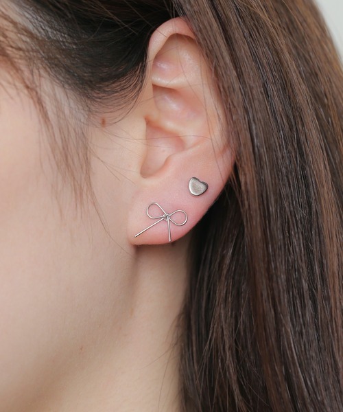 tone(トーン)の「【Peony/ピオニー】/小ぶり リボンピアスセット(ピアス(両耳用)・レディース・シルバー/ゴールド・FREE)」の1枚目の写真