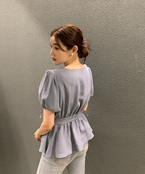 gossip！ロサンゼルス（ゴシップロサンゼルス）の「Vネックサイドリボンパフスリーブブラウス（シャツ/ブラウス・レディース・ブラウン/オフホワイト/ブルー・FREE）」の19枚目の写真