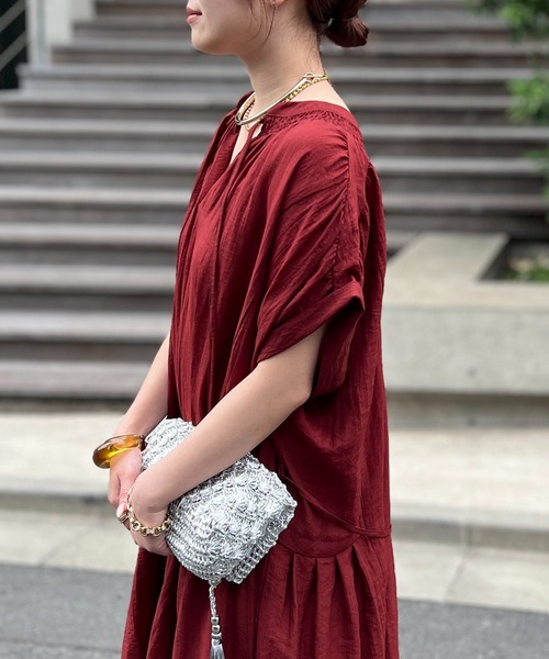 アンディコール　タックロングワンピース　大人可愛い　Vネック　グリーン　Fサイズ アンディコール タックロングワンピース 大人可愛い Vネック