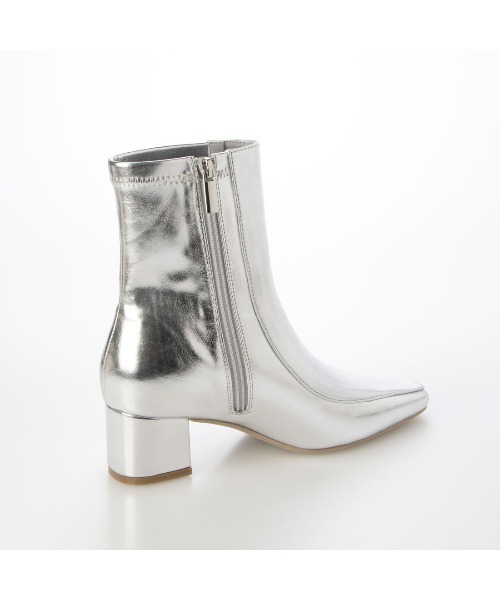 EVOL（イーボル）の「【EVOL】スクエア4.5cmヒールショートブーツ IX5500（ブーツ・レディース・シルバー/ブラウン/ブラック・LL/S/M/L）」の9枚目の写真