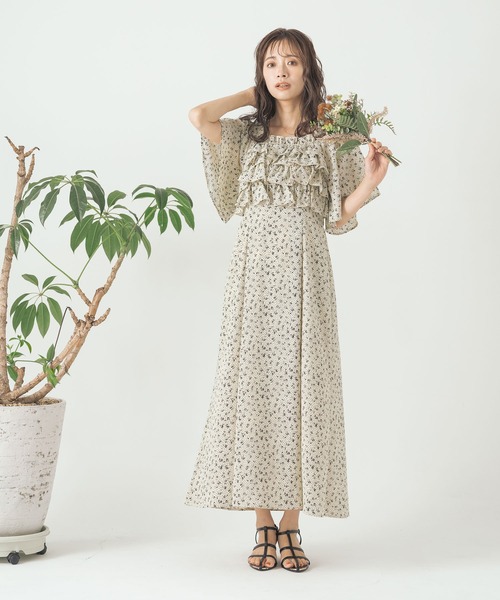 mysty woman（ミスティウーマン）の「ティアードフリルワンピース  140867（ワンピース・レディース・ブラック/アイボリー・FREE）」の14枚目の写真