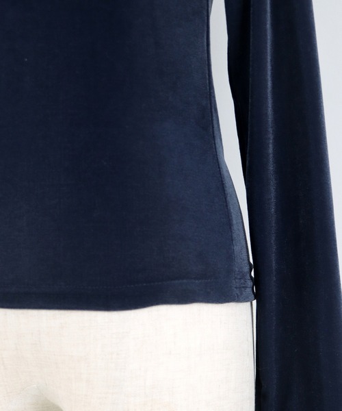 BLUEEAST(ブルーイースト)の「ベロアオフショルTシャツ(Tシャツ/カットソー・レディース・アイボリー/ブラック/ネイビー/モカ/ブラウン・MEDIUM)」の16枚目の写真