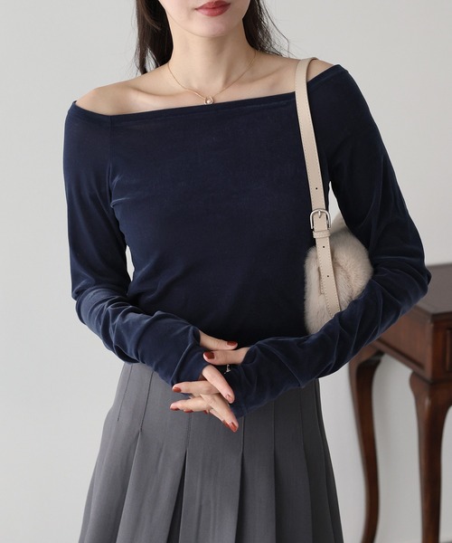 BLUEEAST(ブルーイースト)の「ベロアオフショルTシャツ(Tシャツ/カットソー・レディース・アイボリー/ブラック/ネイビー/モカ/ブラウン・MEDIUM)」の21枚目の写真
