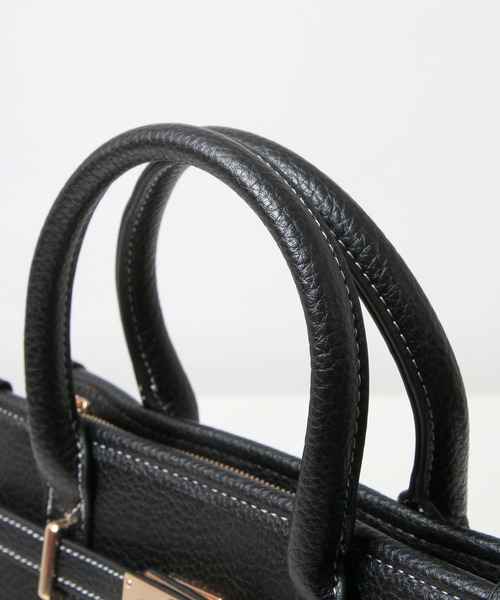 Julia Boutique(ジュリアブティック)の「ベルトデザインハンドバッグ/24633(ハンドバッグ・レディース・ベージュ/ブラック・ONE)」の14枚目の写真