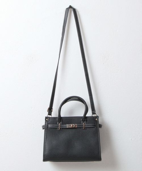 Julia Boutique(ジュリアブティック)の「ベルトデザインハンドバッグ/24633(ハンドバッグ・レディース・ベージュ/ブラック・ONE)」の22枚目の写真