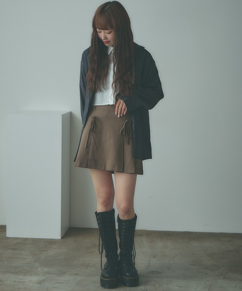 AO2（アオズ）の「Ribbon Mini pleated Skirt / リボンデザイン プリーツミニスカート（スカート・レディース・カーキブラウン/ブラック/グレー・FREE）」の9枚目の写真
