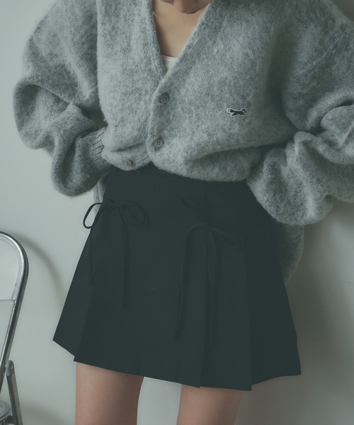 AO2（アオズ）の「Ribbon Mini pleated Skirt / リボンデザイン プリーツミニスカート（スカート・レディース・カーキブラウン/ブラック/グレー・FREE）」の10枚目の写真