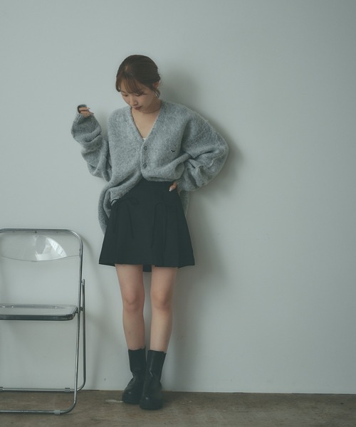 AO2（アオズ）の「Ribbon Mini pleated Skirt / リボンデザイン プリーツミニスカート（スカート・レディース・カーキブラウン/ブラック/グレー・FREE）」の5枚目の写真