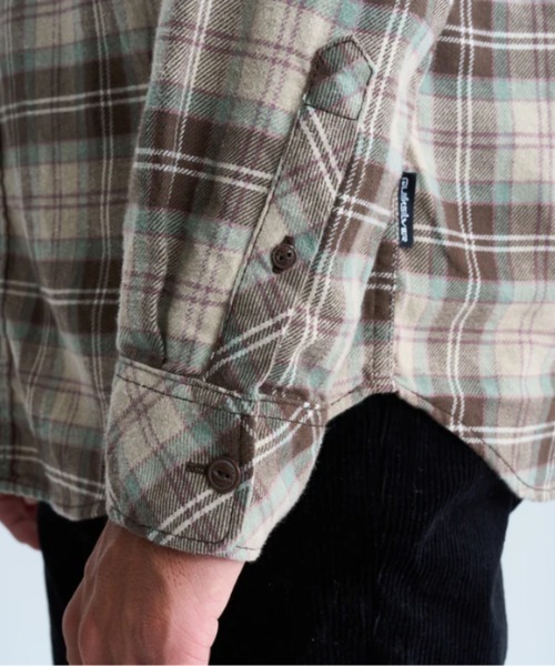 Quiksilver(クイックシルバー)の「ENSIGN CLASSIC FLANN/クイックシルバー長袖チェックシャツ(シャツ/ブラウス・メンズ・ブラウン/ブルー・SMALL/MEDIUM/LARGE/X-LARGE)」の6枚目の写真