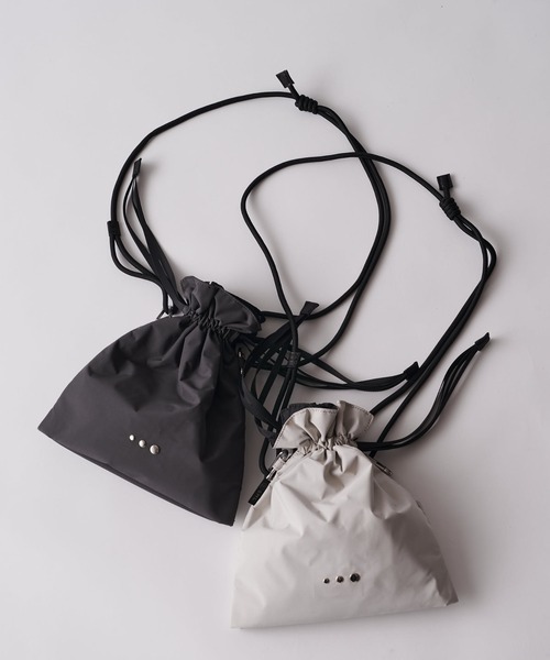 Lui's SML Exclusive 巾着ショルダーバッグ ブラック SML ショルダーバッグ 「SML / エスエムエル」Exclusive 巾着