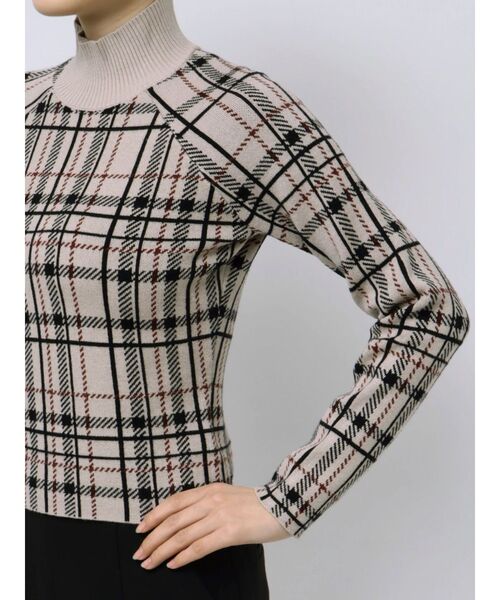 RESEXXY(リゼクシー)の「ハイネックベーシックニットトップス(ニット/セーター・レディース・チャコールグレー/ブラック/ラベンダー/ベージュ/ホワイト/レッド・FREE)」の12枚目の写真