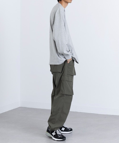 KELTY(ケルティ)の「【KELTY】Back Typo Logo L/S T-shirt KE24213102(Tシャツ/カットソー・メンズ・ダークグリーン/レッド系2/ブラック/アイボリー/ヘザーグレー/ネイビー・L/M)」の14枚目の写真