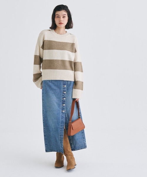 coca(coca)(コカ)の「ふあふあヤク風 クルーネックニットトップス(ニット/セーター・レディース・ライトブルー/ブラウン/A/B/チャコール/オートミール・M/L)」の13枚目の写真