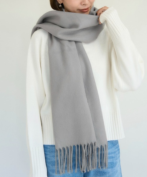 ROPE' PICNIC(ロペピクニック)の「シアバター加工・静電気防止/カラーソリッドストール(ストール/ショール・レディース・ブラック/ブルー系その他4/グレー/キナリ/ベージュ・FREE)」の4枚目の写真