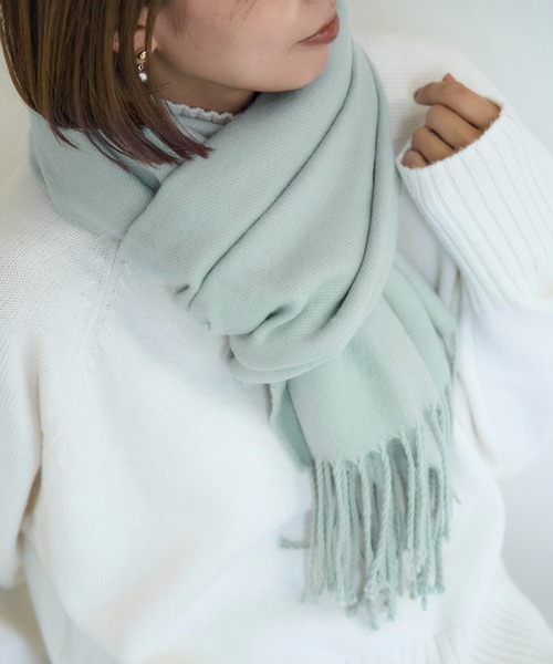 ROPE' PICNIC(ロペピクニック)の「シアバター加工・静電気防止/カラーソリッドストール(ストール/ショール・レディース・ブラック/ブルー系その他4/グレー/キナリ/ベージュ・FREE)」の5枚目の写真